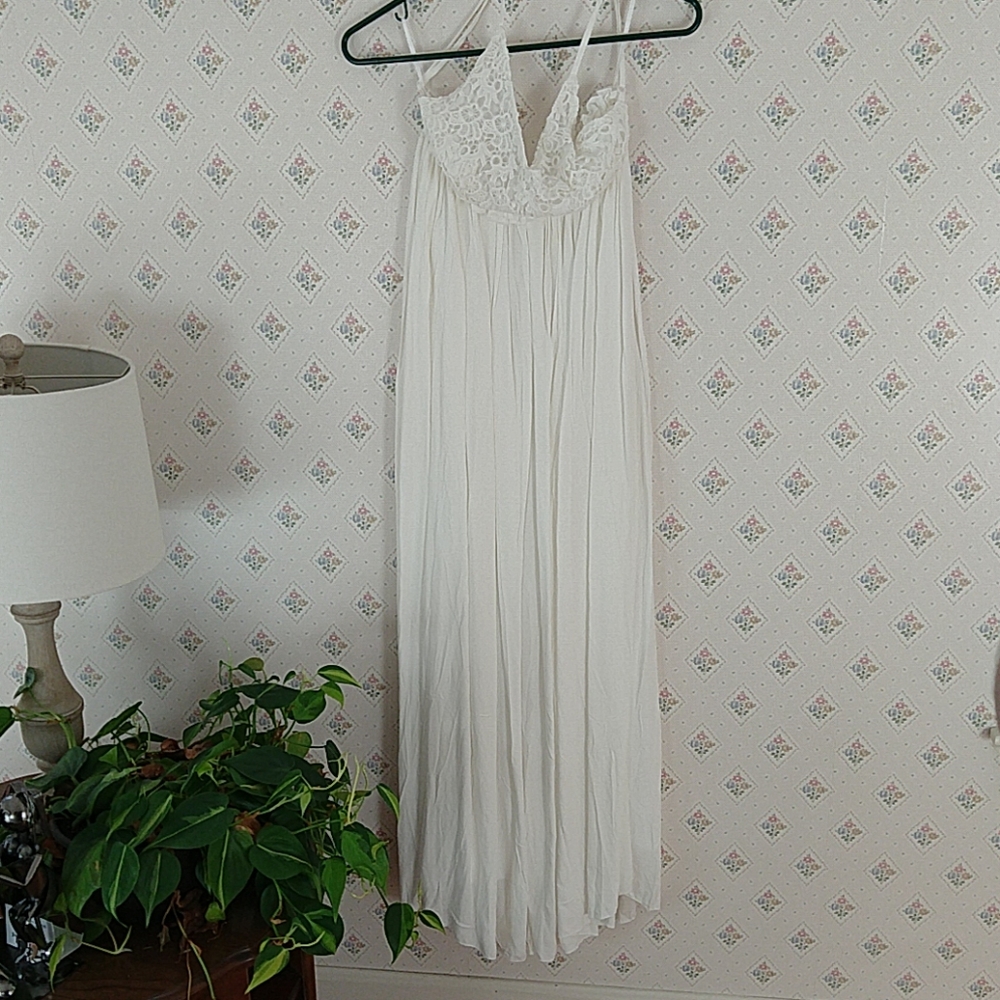 white maxi dress